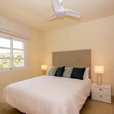 Townhouse With Spectacular Views Of Gibraltar