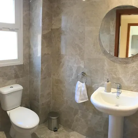 Townhouse With Spectacular Views Of Gibraltar * Manilva